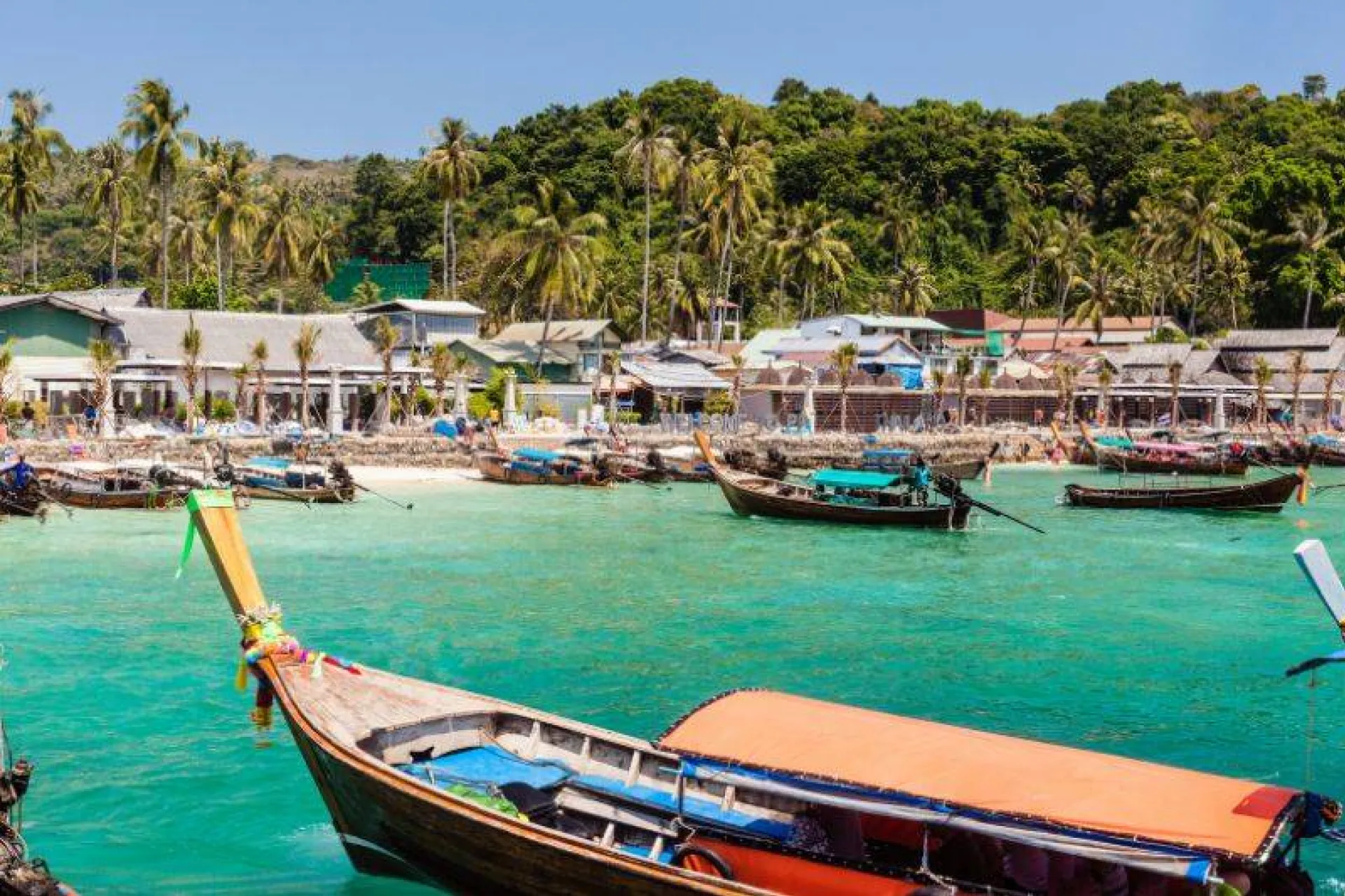 The Krabi 7 Islands sunset tour is one of the most popular island-hopping experiences on the Andaman coast.